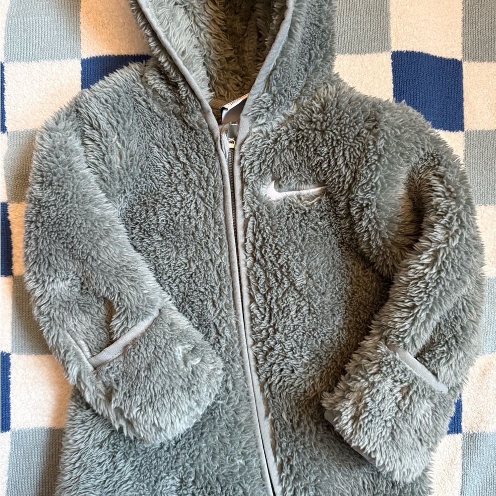 Nike Plush Fuzzy Hooded Jacket - Light Gray
